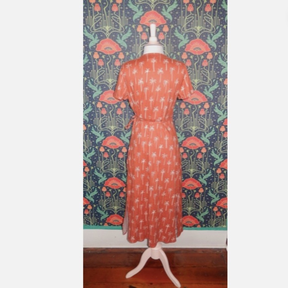 Marine Layer Emlyn Terracotta Palm Print Wrap Dress Nwt M - Picture 7 of 7